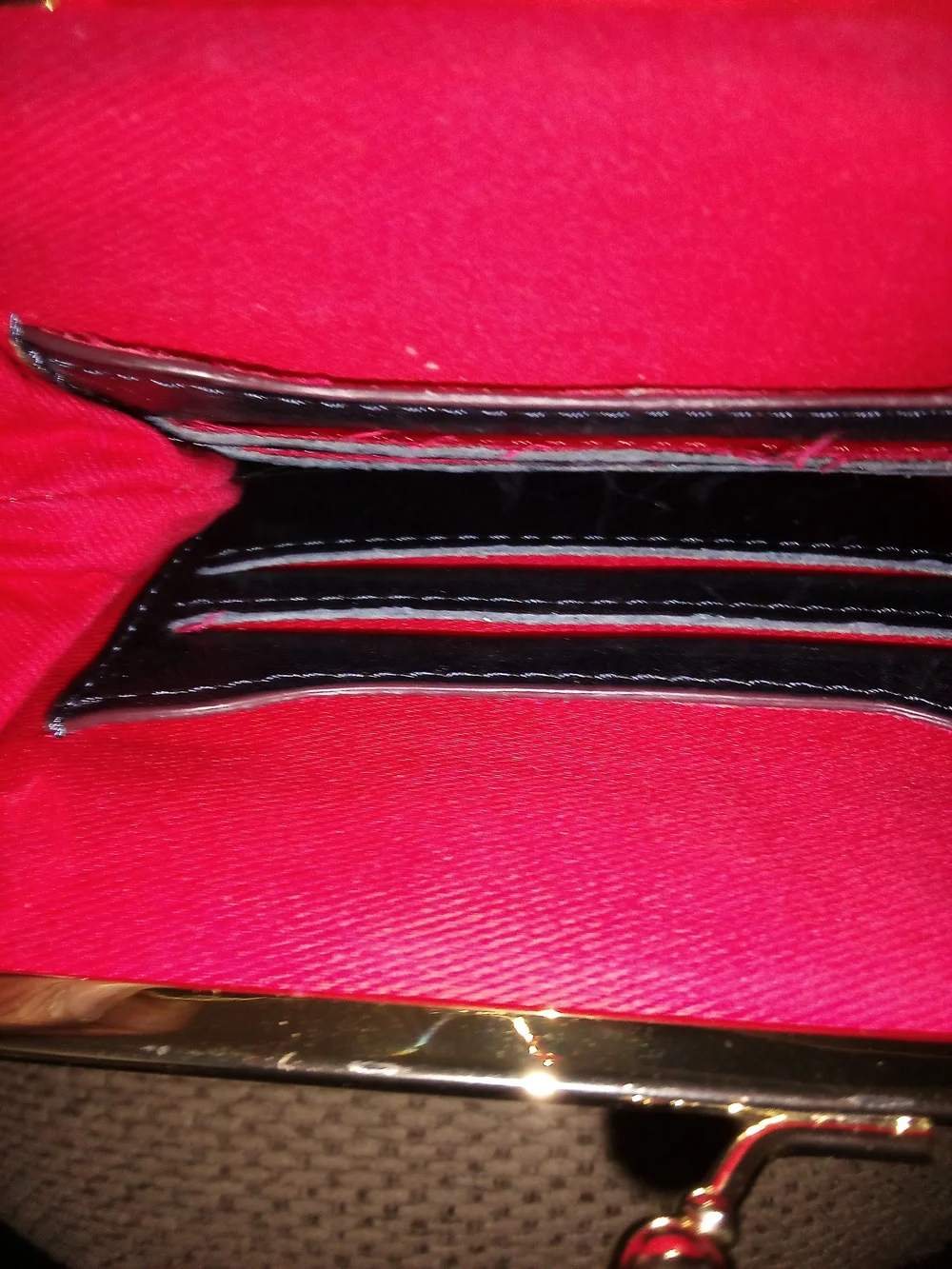 Dooney & Bourke Black Leather Kiss-Lock Coin Purse NWOT - Picture 3 of 3